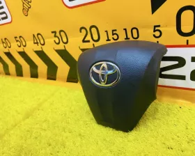 Подушка безопасности водителя Toyota