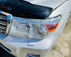 Фара Toyota