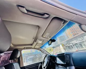 Обшивка потолка Toyota