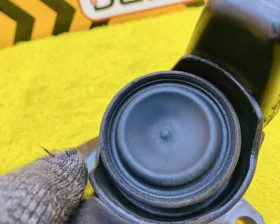 Подушка двигателя TOYOTA