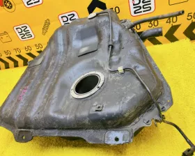 Топливный бак Toyota