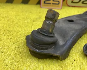 Рычаг Mazda