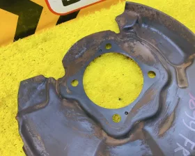 Кожух тормозного диска Toyota