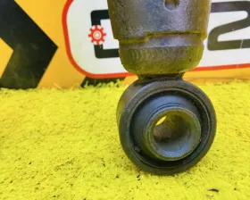 Амортизатор Toyota