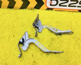 Петля капота Toyota