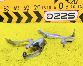 Петля капота Toyota