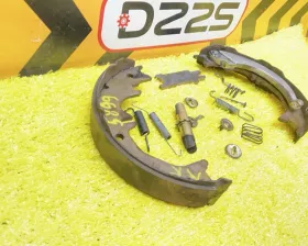 Механизм стояночного тормоза Toyota