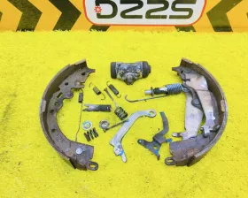 Механизм стояночного тормоза Toyota