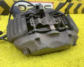 Суппорт Mercedes-Benz