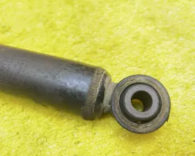 Амортизатор Nissan
