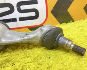 Рычаг Mercedes-Benz