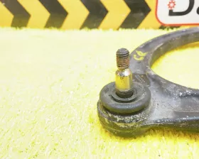 Рычаг Mercedes-Benz