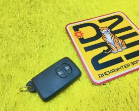 Ключ зажигания Toyota