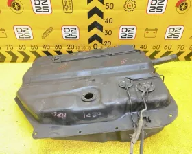 Топливный бак Toyota