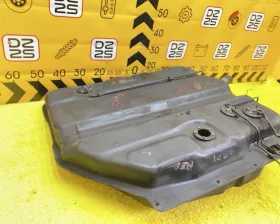 Топливный бак Toyota