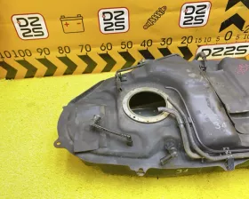 Бензобак TOYOTA