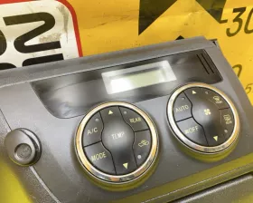 Блок управления климат-контролем Toyota