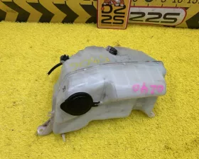 Бачок стеклоомывателя Toyota