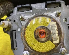 Подушка безопасности водителя Toyota