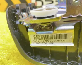 Подушка безопасности водителя Honda