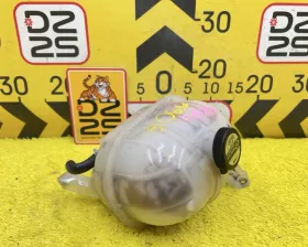 Бачок расширительный Toyota