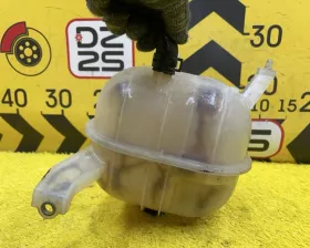 Бачок расширительный Toyota