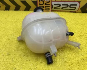 Бачок расширительный Toyota