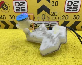 Бачок стеклоомывателя Honda