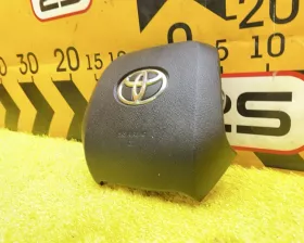 Подушка безопасности водителя Toyota