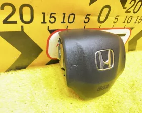 Подушка безопасности водителя Honda