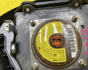 Подушка безопасности водителя TOYOTA