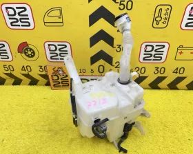 Бачок стеклоомывателя Toyota