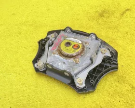 Подушка безопасности водителя Toyota