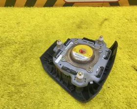 Подушка безопасности водителя Toyota