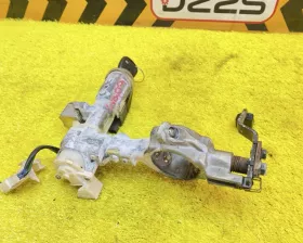 Замок зажигания Toyota