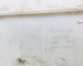 Бачок стеклоомывателя Toyota