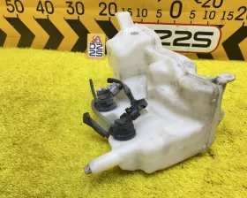 Бачок стеклоомывателя Toyota