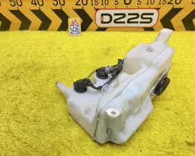 Бачок стеклоомывателя Toyota