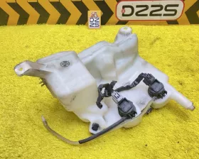 Бачок стеклоомывателя Toyota