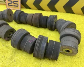 Подушка кузова Mitsubishi