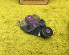 Ролик раздвижной двери Toyota