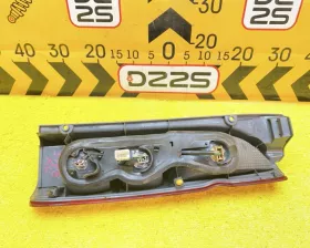 Стоп-сигнал Toyota