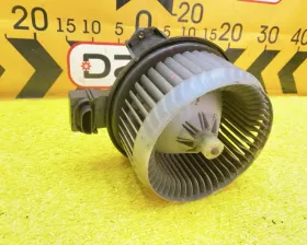 Мотор печки Toyota