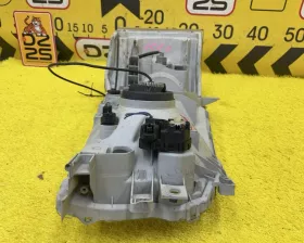 Фара Toyota