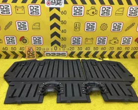 Пол багажника пластик Toyota