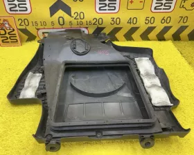 Воздухозаборник Mazda