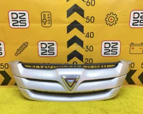Решетка радиатора TOYOTA