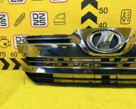 Решетка радиатора Toyota