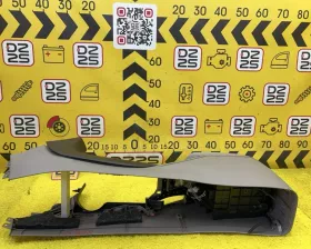 Бардачок между сиденьями Toyota