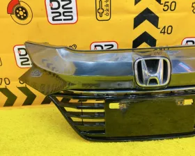 Решетка радиатора Honda